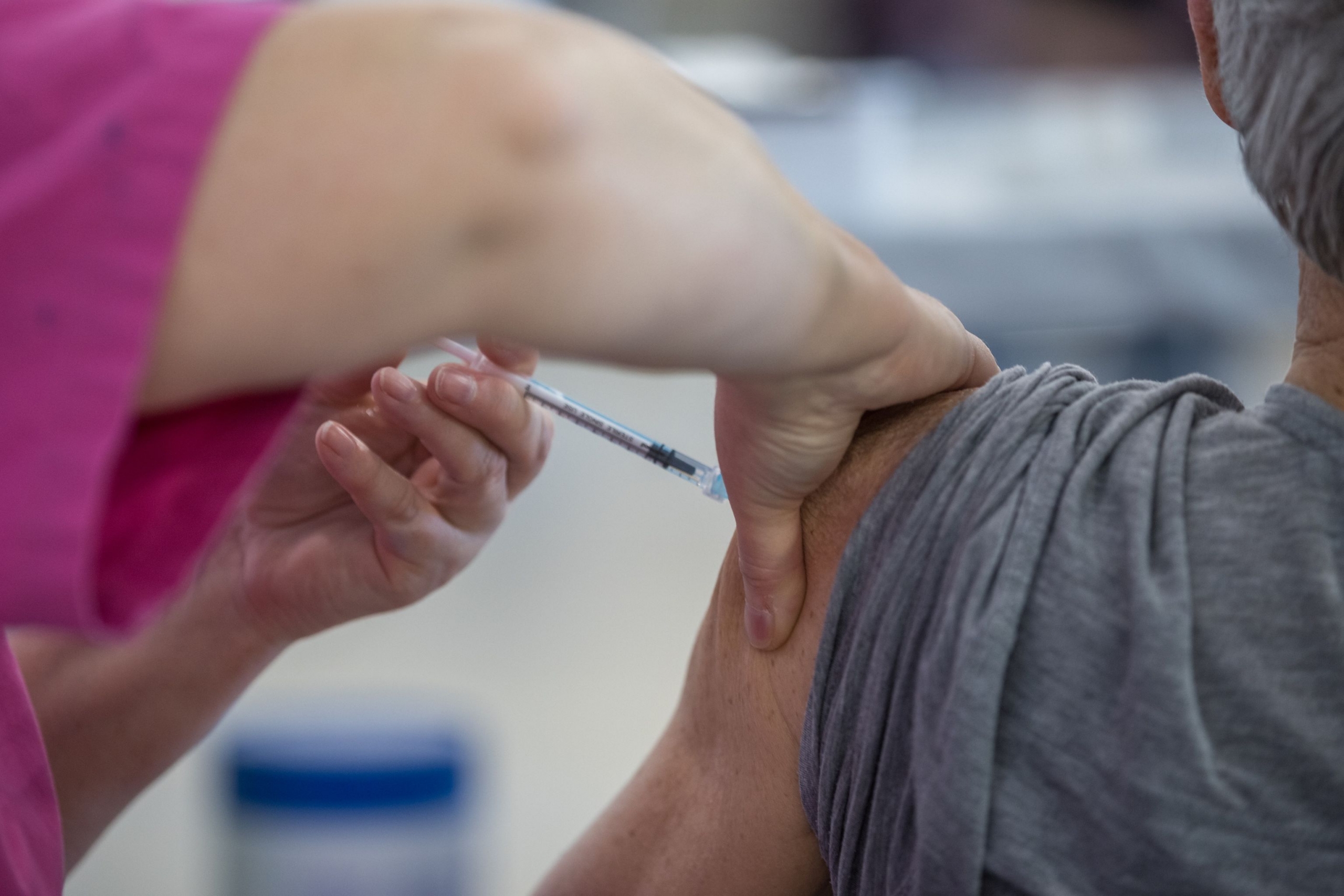 COVID- 19 : augmentation de l&rsquo;achalandage dans les cliniques de vaccination