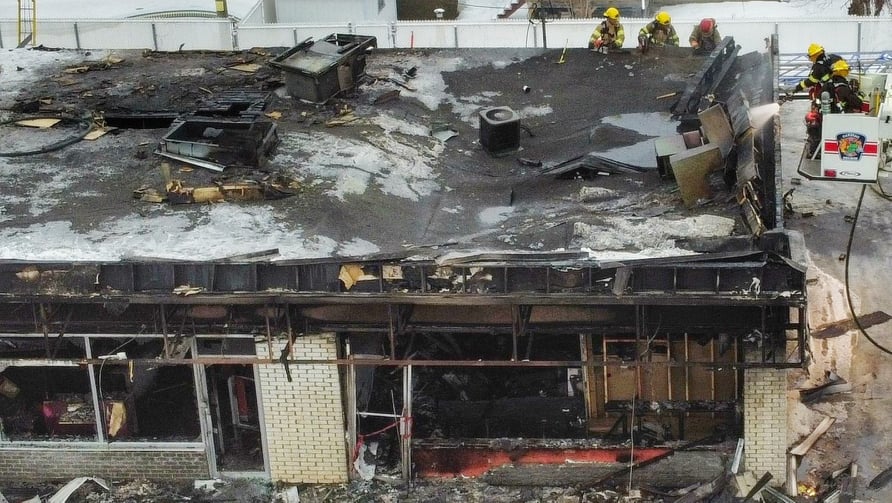 Incendie à Saint-Constant : une campagne de financement pour trois commerces touchés