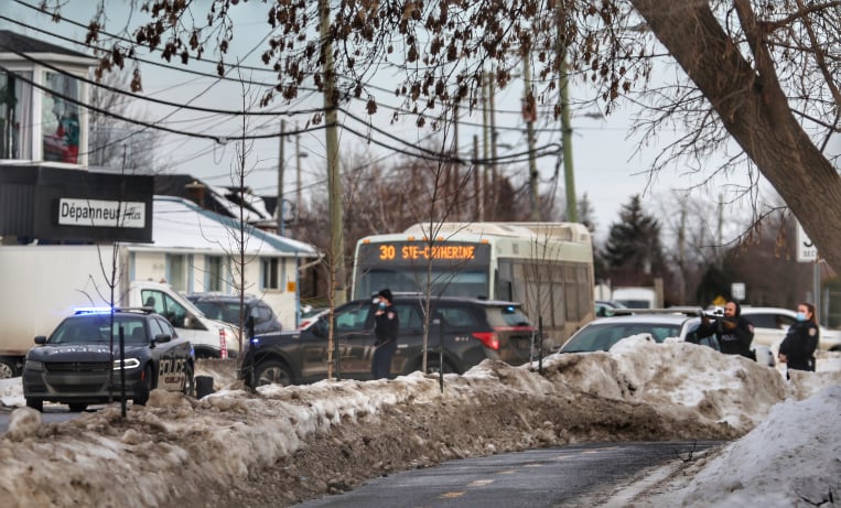 Déploiement policier pour un homme en détresse à Saint-Constant