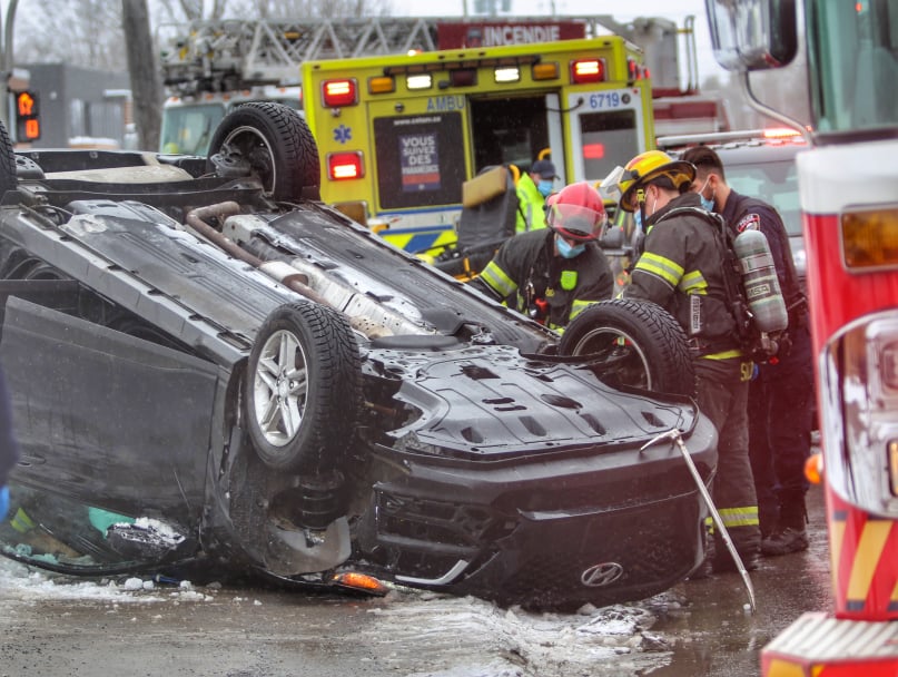 VIDÉO – Capotage à la suite d&rsquo;un malaise au volant à Candiac