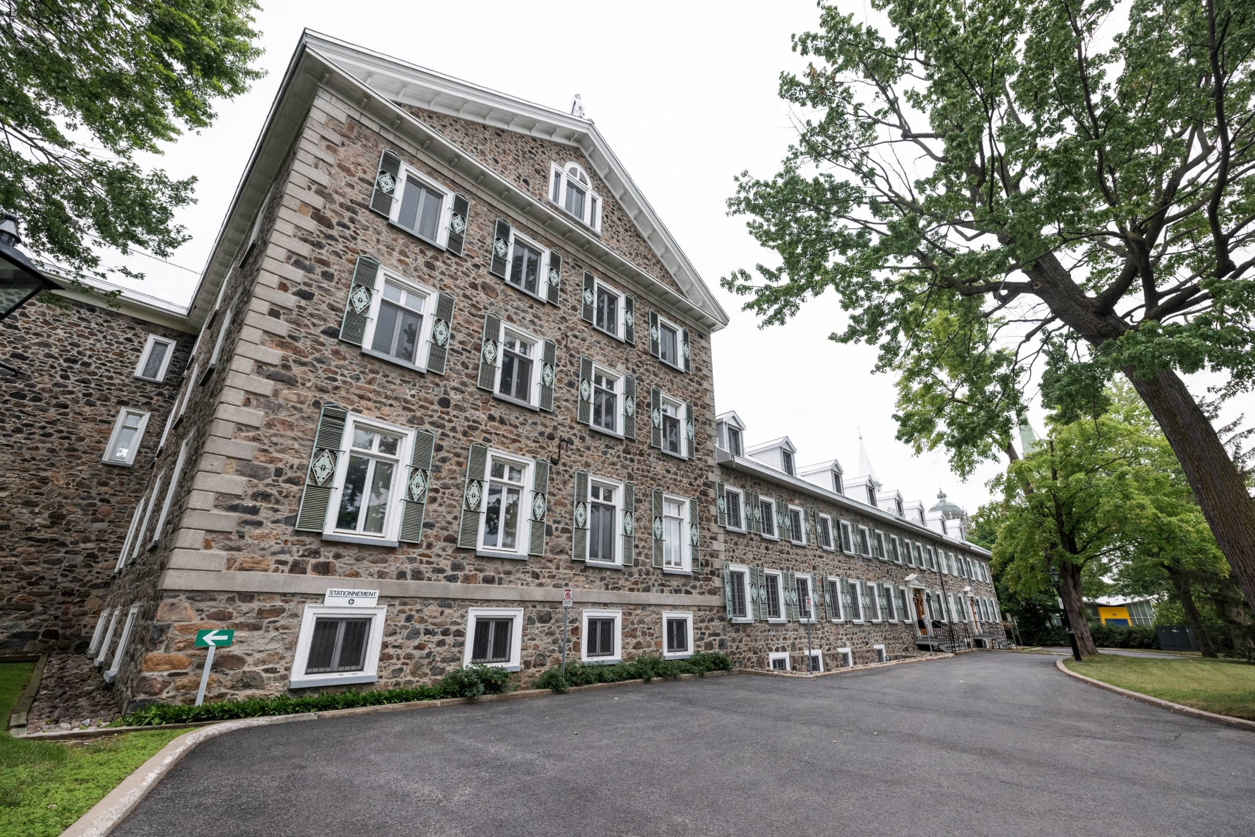 Couvent des Sœurs : Longueuil commande une étude patrimoniale et de vétusté