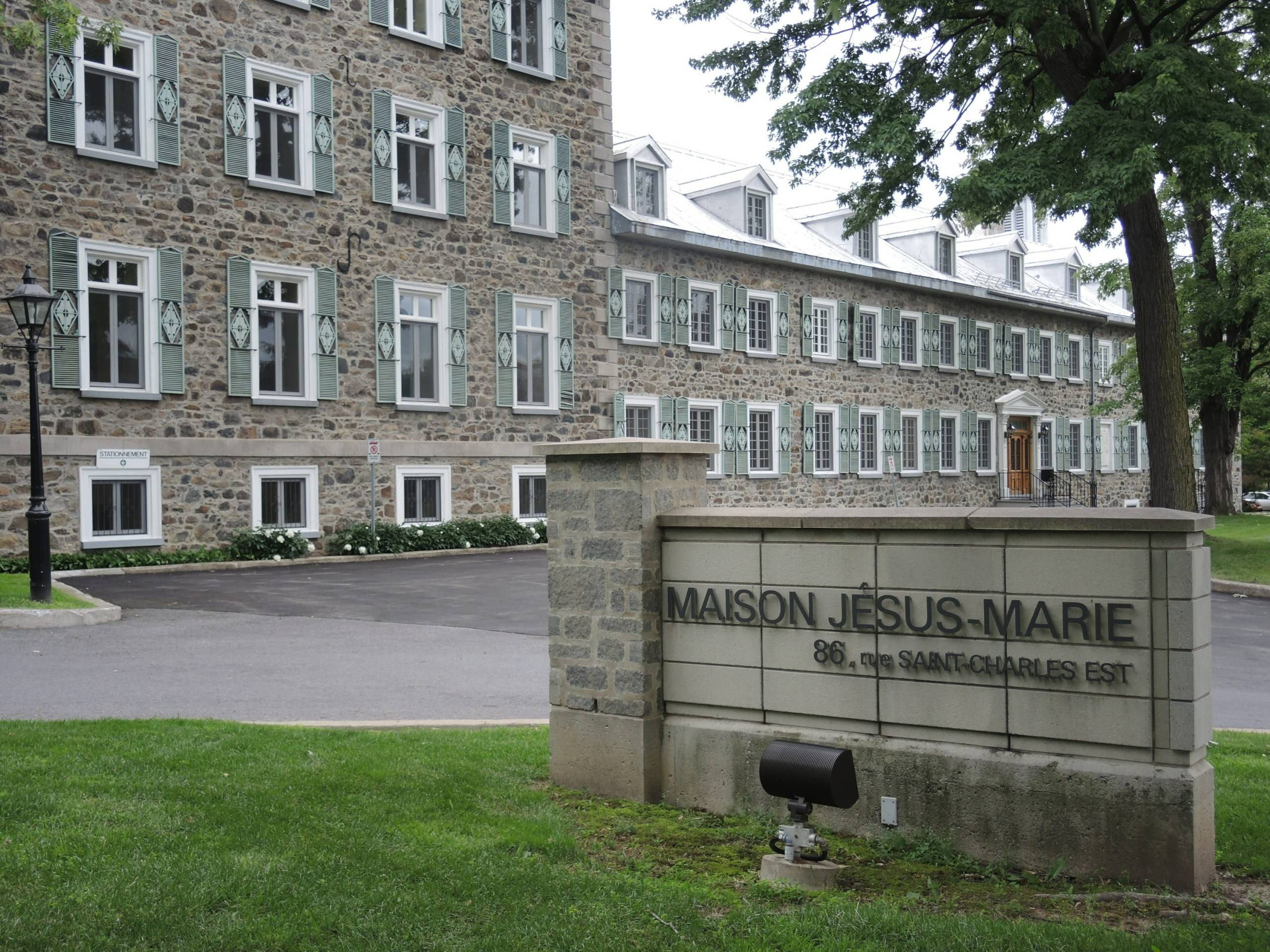 Longueuil : la Ville prévoit l’acquisition du couvent des Sœurs des Saints Noms de Jésus et de Marie
