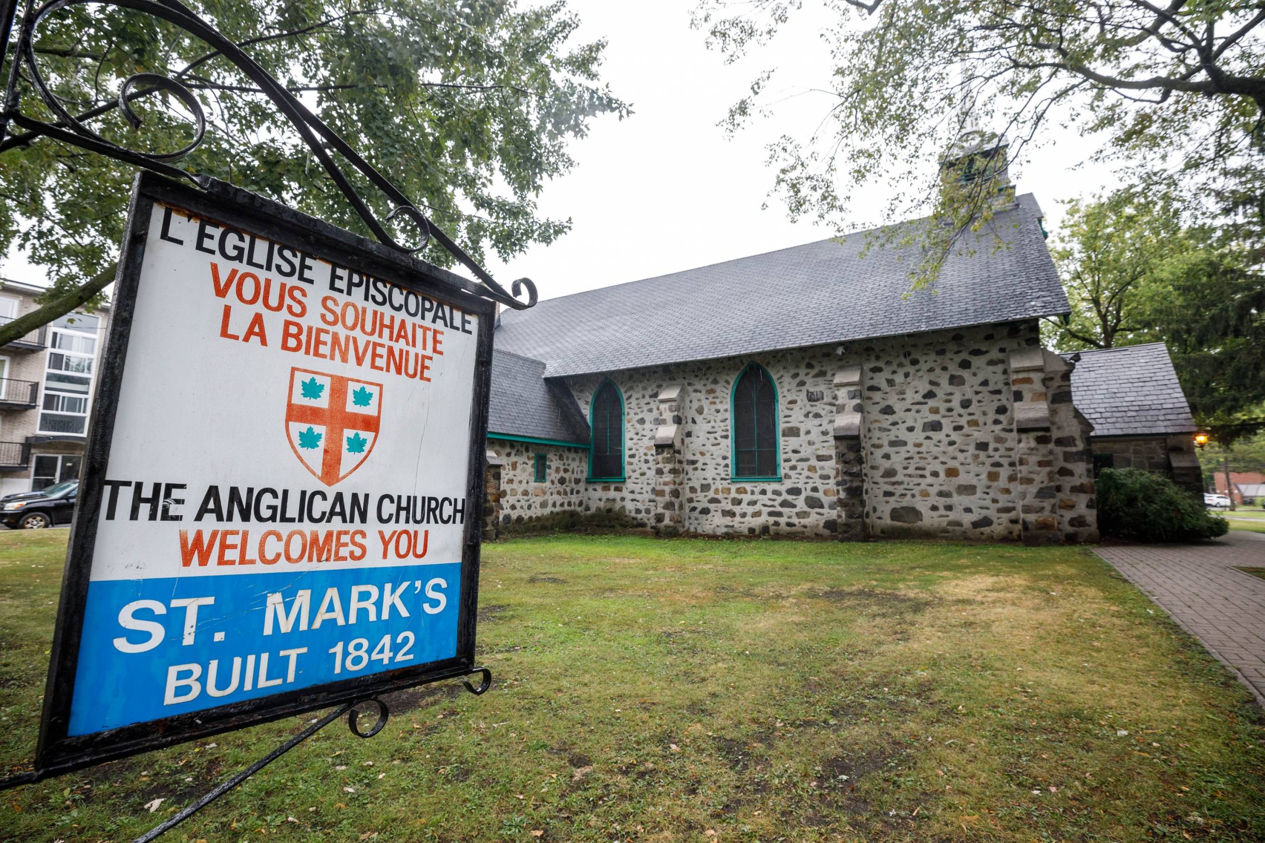 Église St. Mark: un toit et un clocher tout neufs pour 2 M$