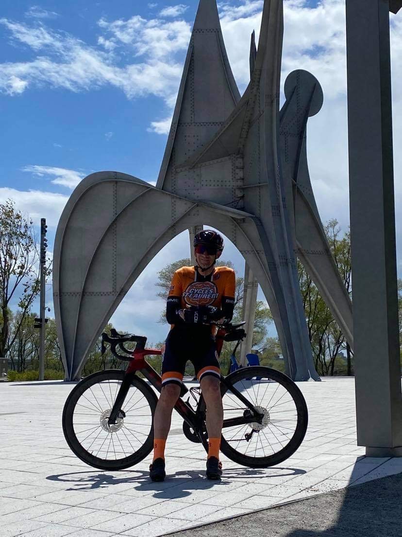 Un cycliste de La Prairie triomphe aux Provinciaux