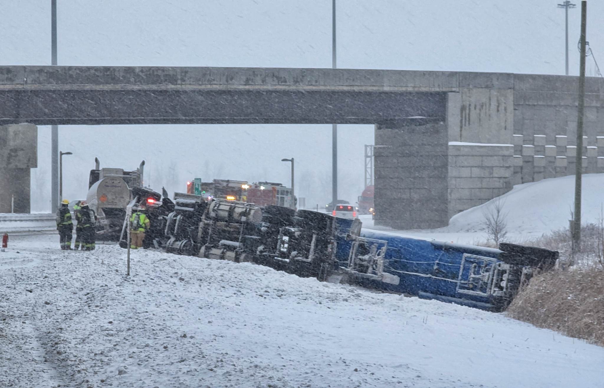 *ROUVERTE – L&rsquo;A30 Est fermée à Saint-Constant en raison d&rsquo;un accident