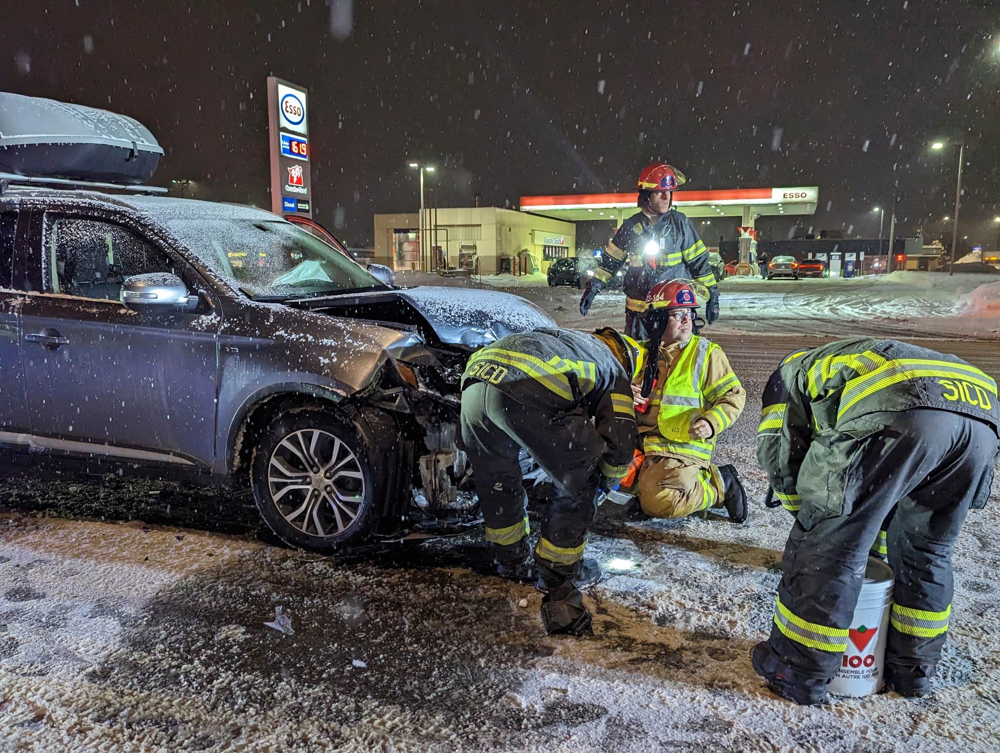 VIDÉO – Une inattention cause un accident à Saint-Constant