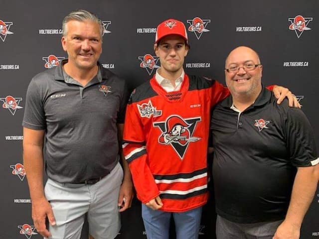 Neuf Riverains du CCL en chemin vers la LHJMQ