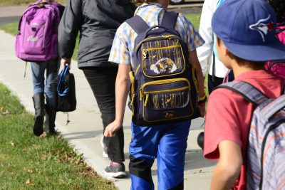 Les écoles primaires de la Montérégie recevront des tests rapides