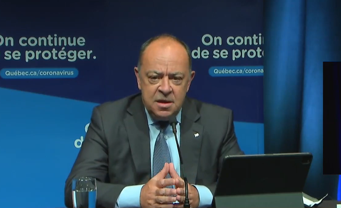 Resserrement des mesures sanitaires après une hausse record de cas
