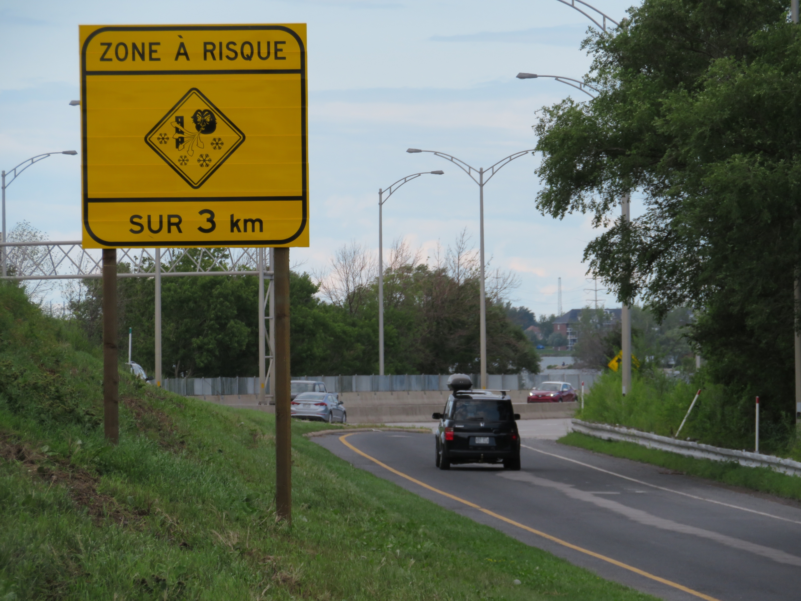 Entraves dans le secteur de la passerelle Charles-Péguy à La Prairie