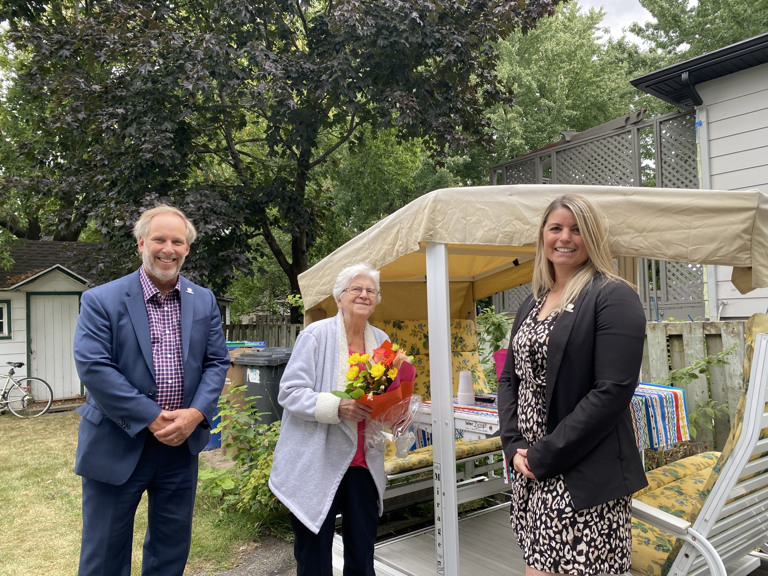 VIDÉO – Le centenaire d’une des premières résidentes de Candiac célébré