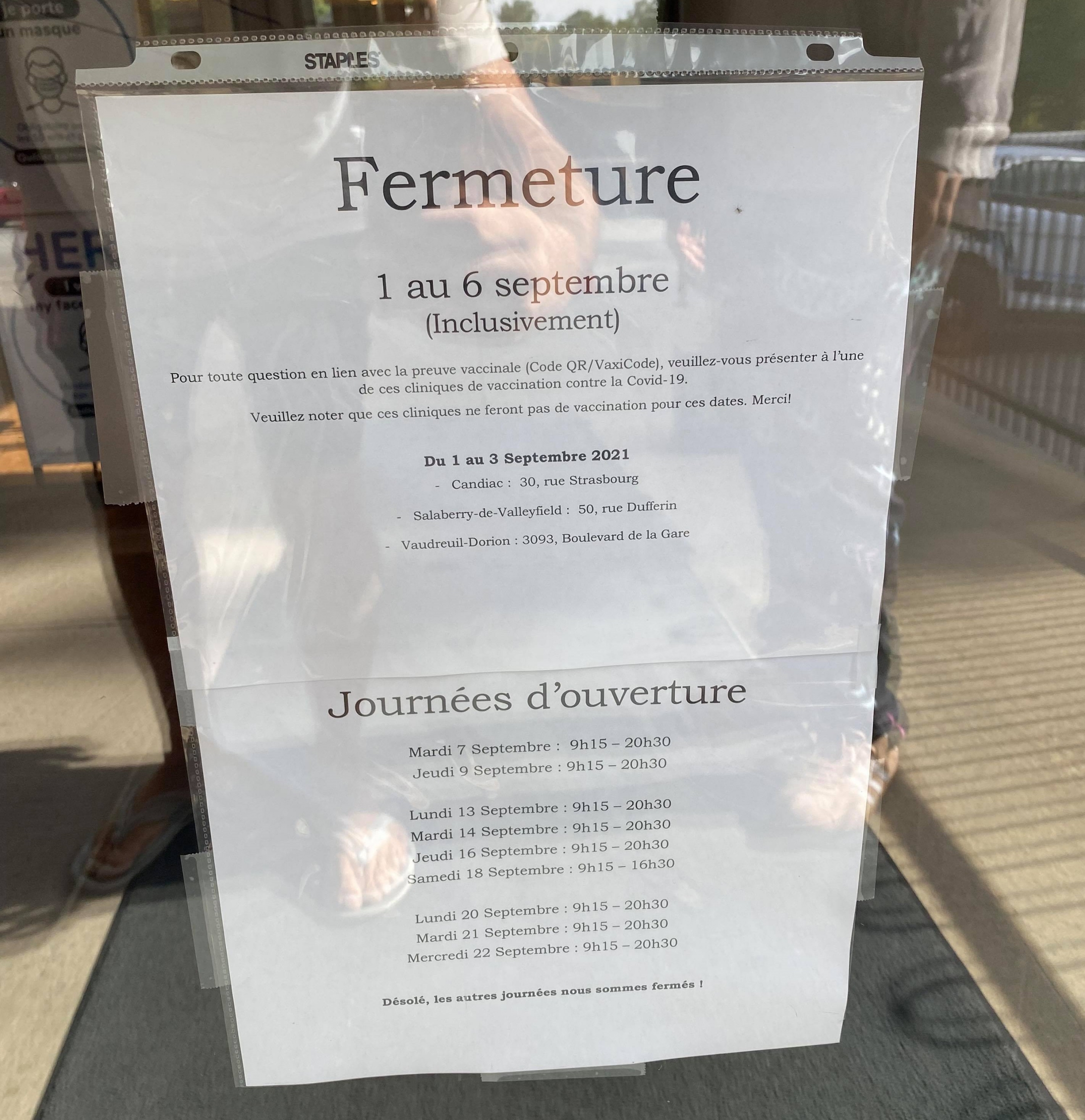 Un centre de vaccination contre la COVID-19 ferme sans préavis