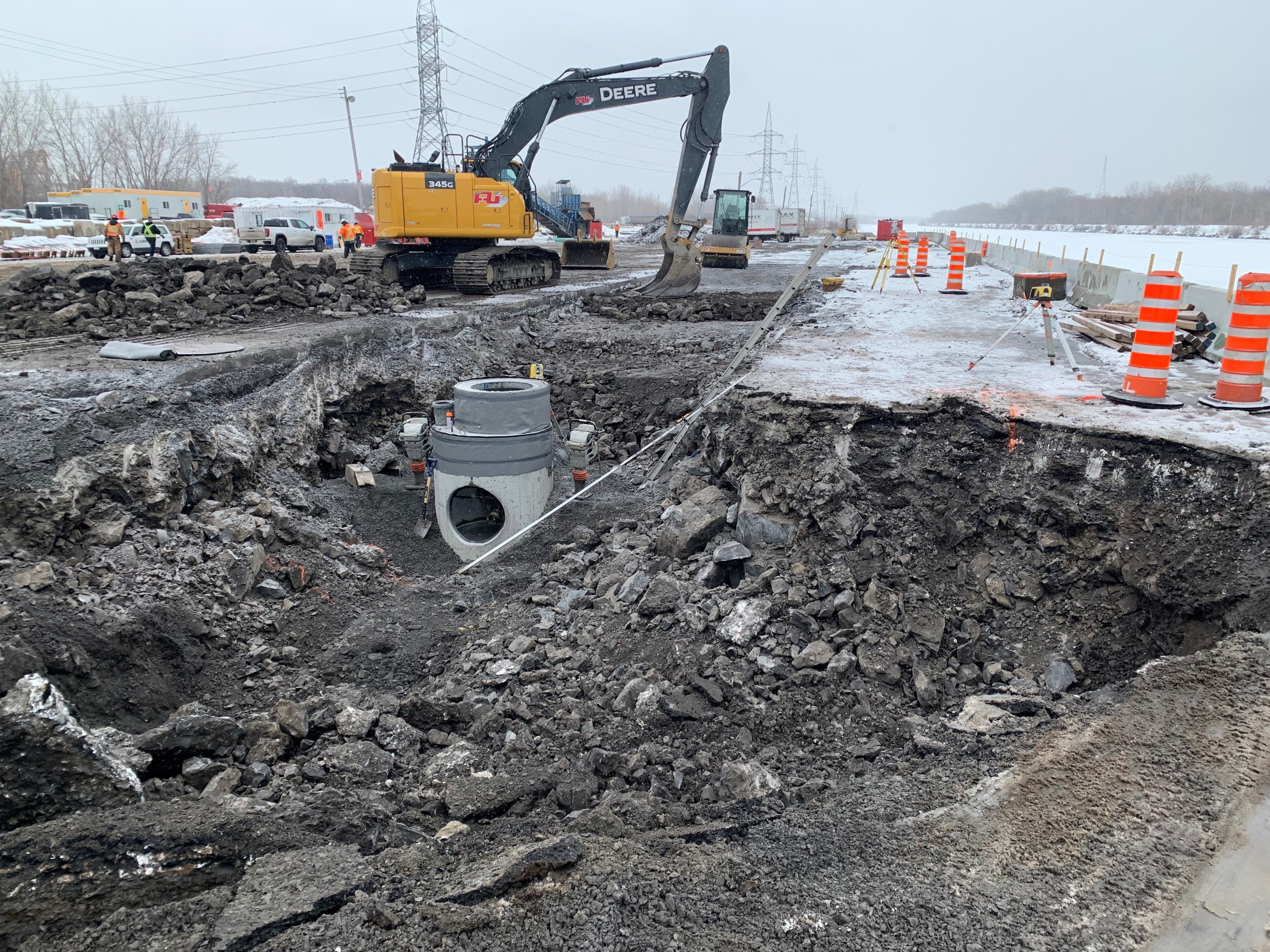 Travaux d&rsquo;envergure au port de Sainte-Catherine