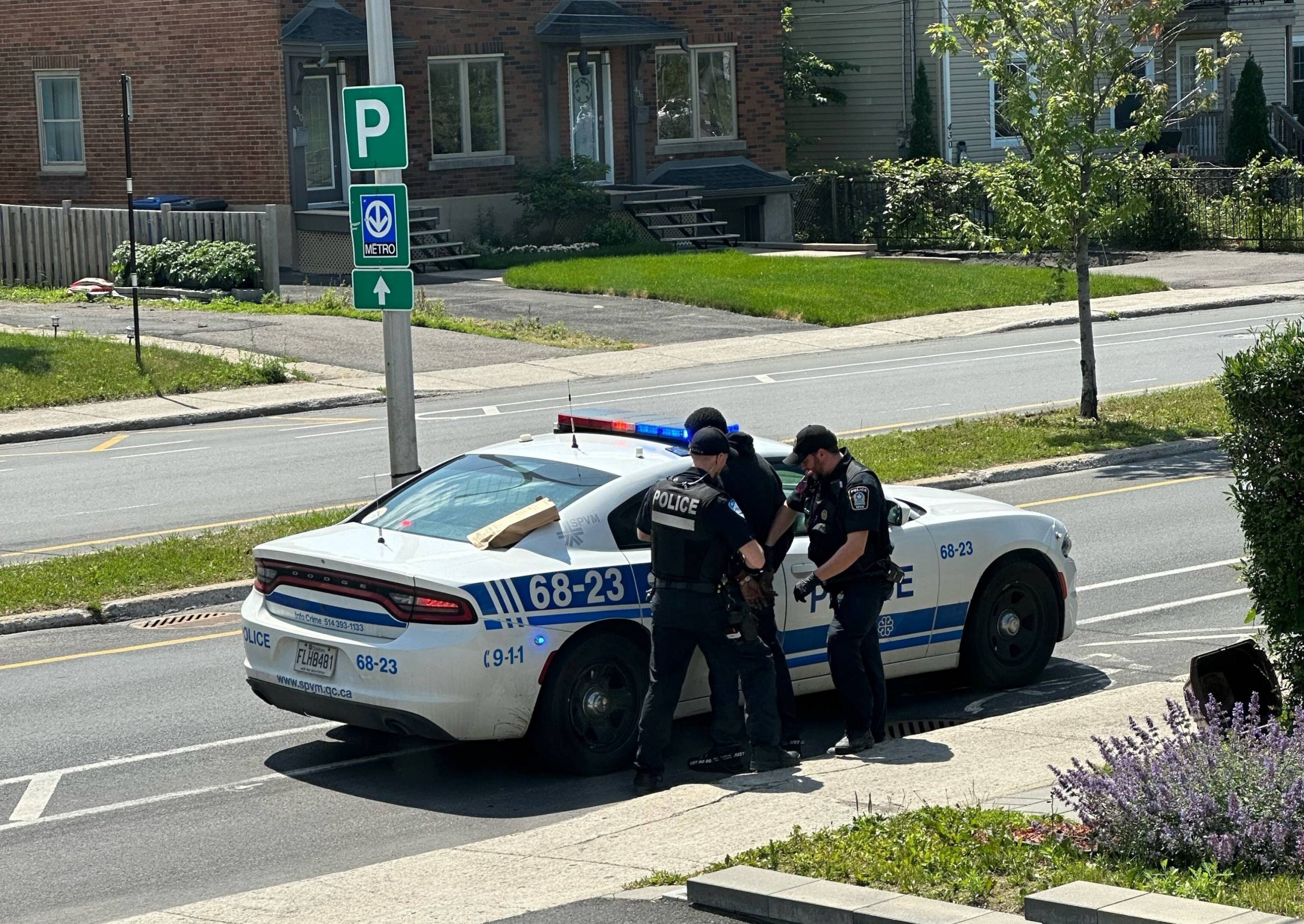 Arrestation et saisie d&rsquo;une arme à feu par le SPVM à Longueuil