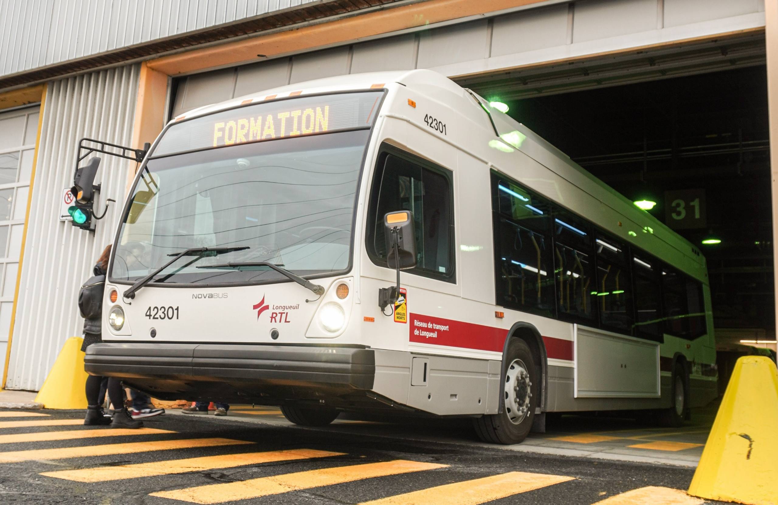 Vingt autobus électriques sur les routes de Longueuil en 2026