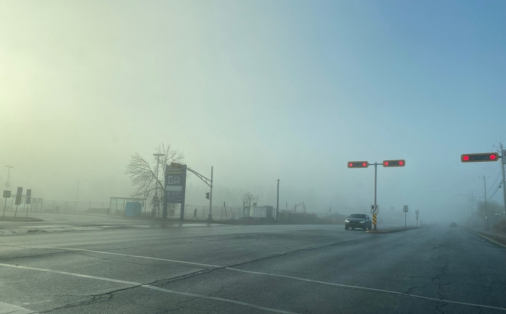 VIDÉO ET PHOTOS – La région sous le brouillard