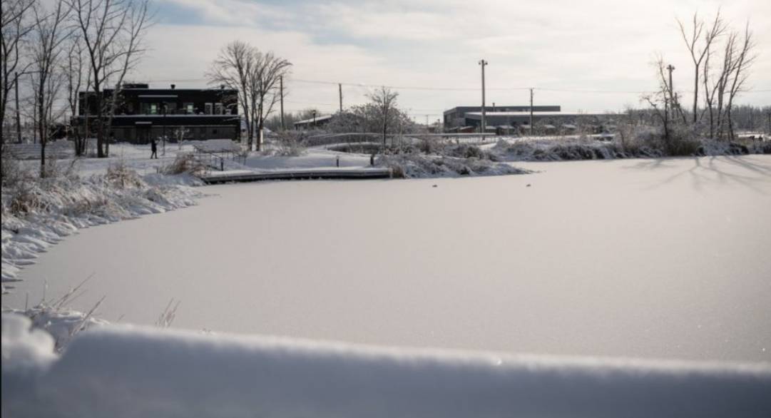 Lac des fées gelé : mise en garde de Saint-Constant