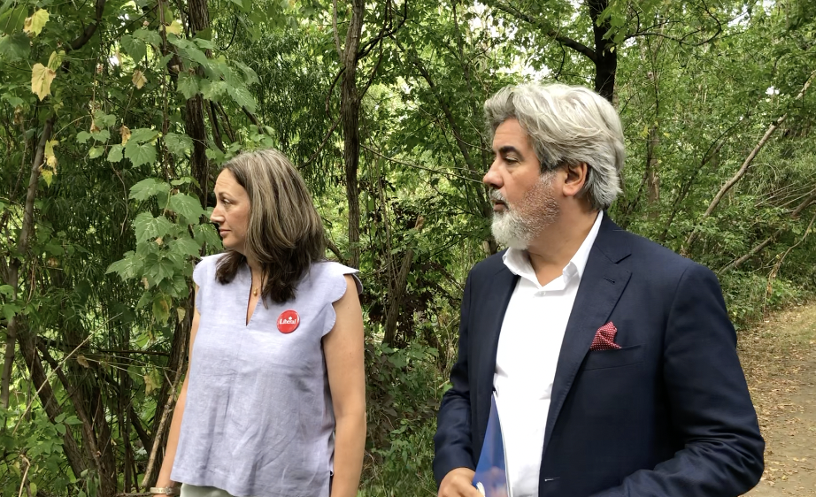 VIDÉO – Le parti libéral veut plancher sur l’érosion des berges de la rivière Saint-Régis