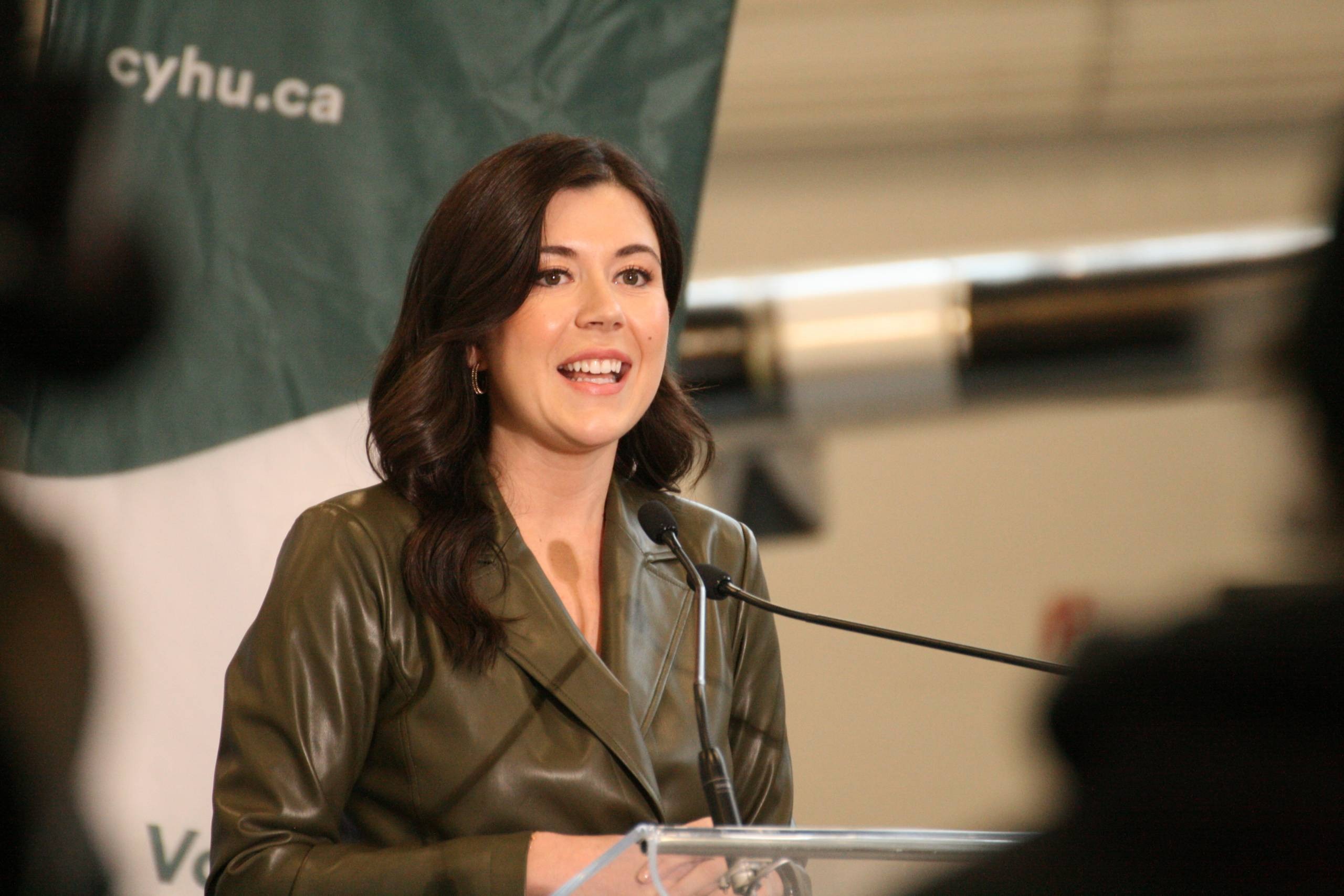 OPINION. Mme Fournier, appuyer l&rsquo;expansion de l&rsquo;aéroport de Saint Hubert, c&rsquo;est renier vos engagements de 2021