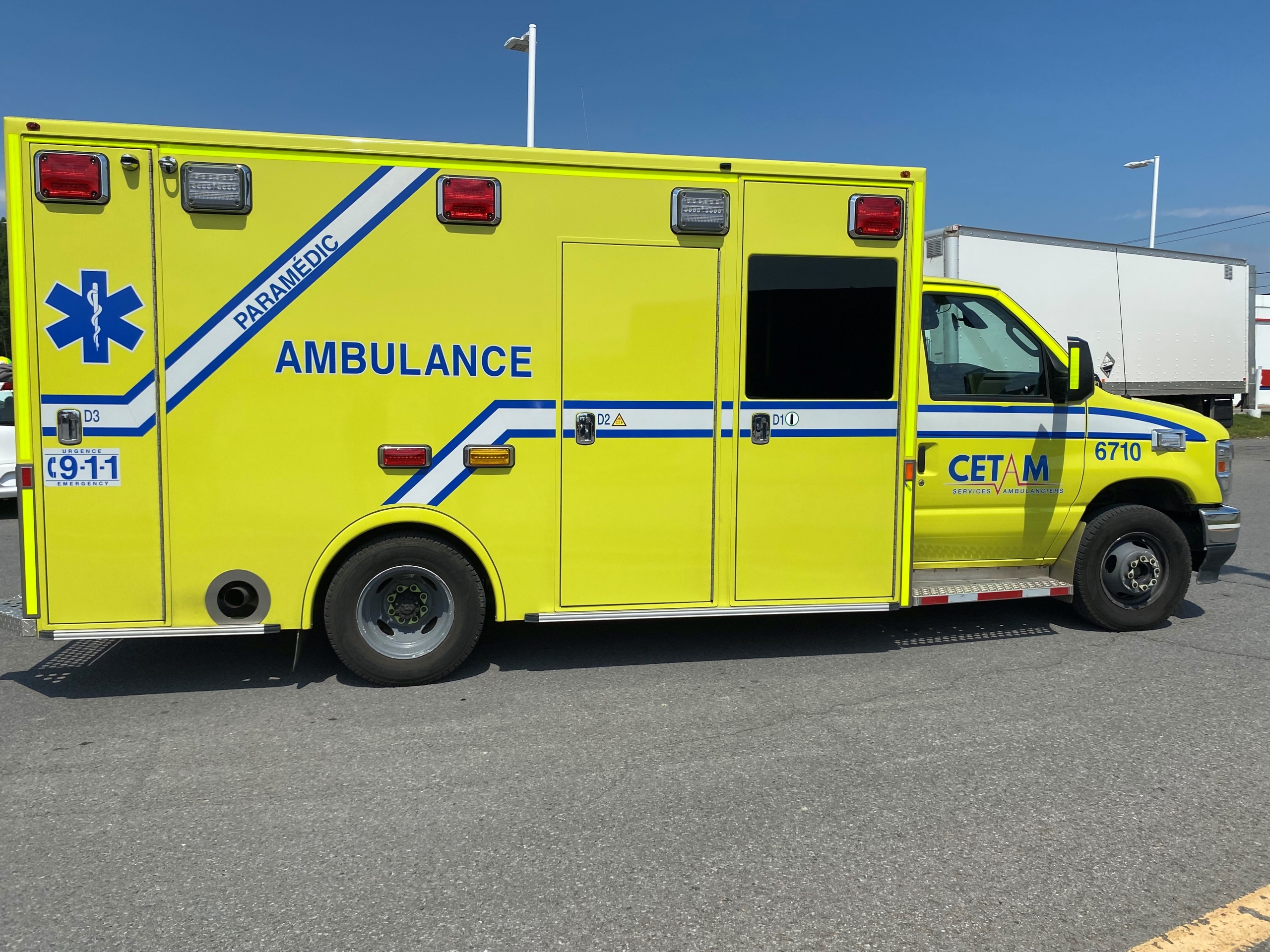 Hôpital : un enfant transféré de Châteauguay à Sherbrooke en ambulance