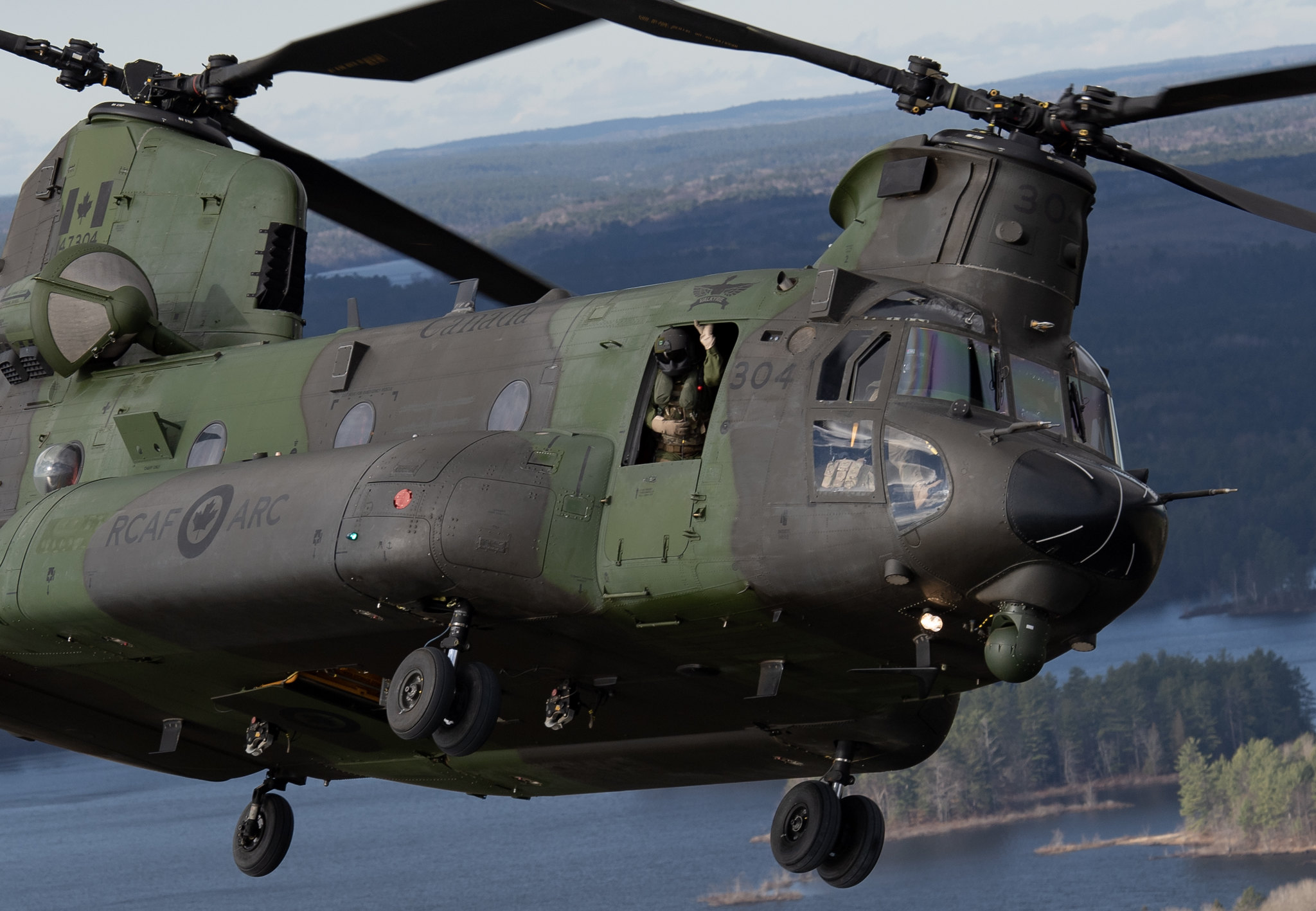 Trois hélicoptères de l&rsquo;armée s&rsquo;entraîneront dans le ciel aujourd&rsquo;hui et demain