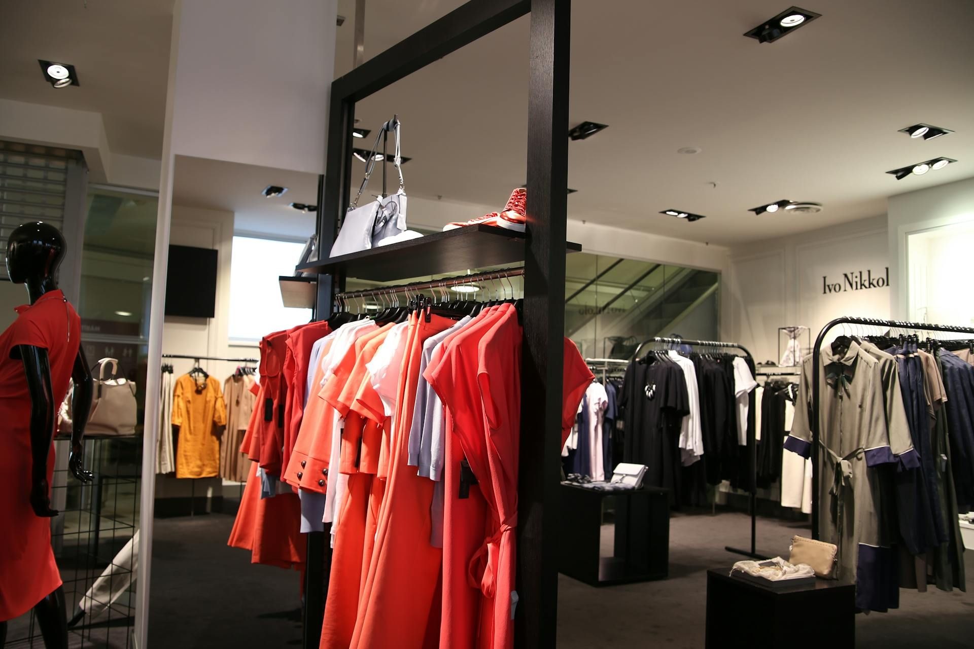 Comment améliorer la présentation des vêtements en magasin ?