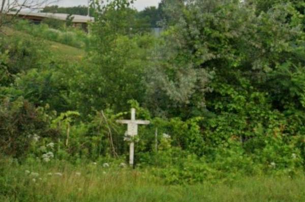 Candiac : une croix hommage retirée pour des travaux de gaz