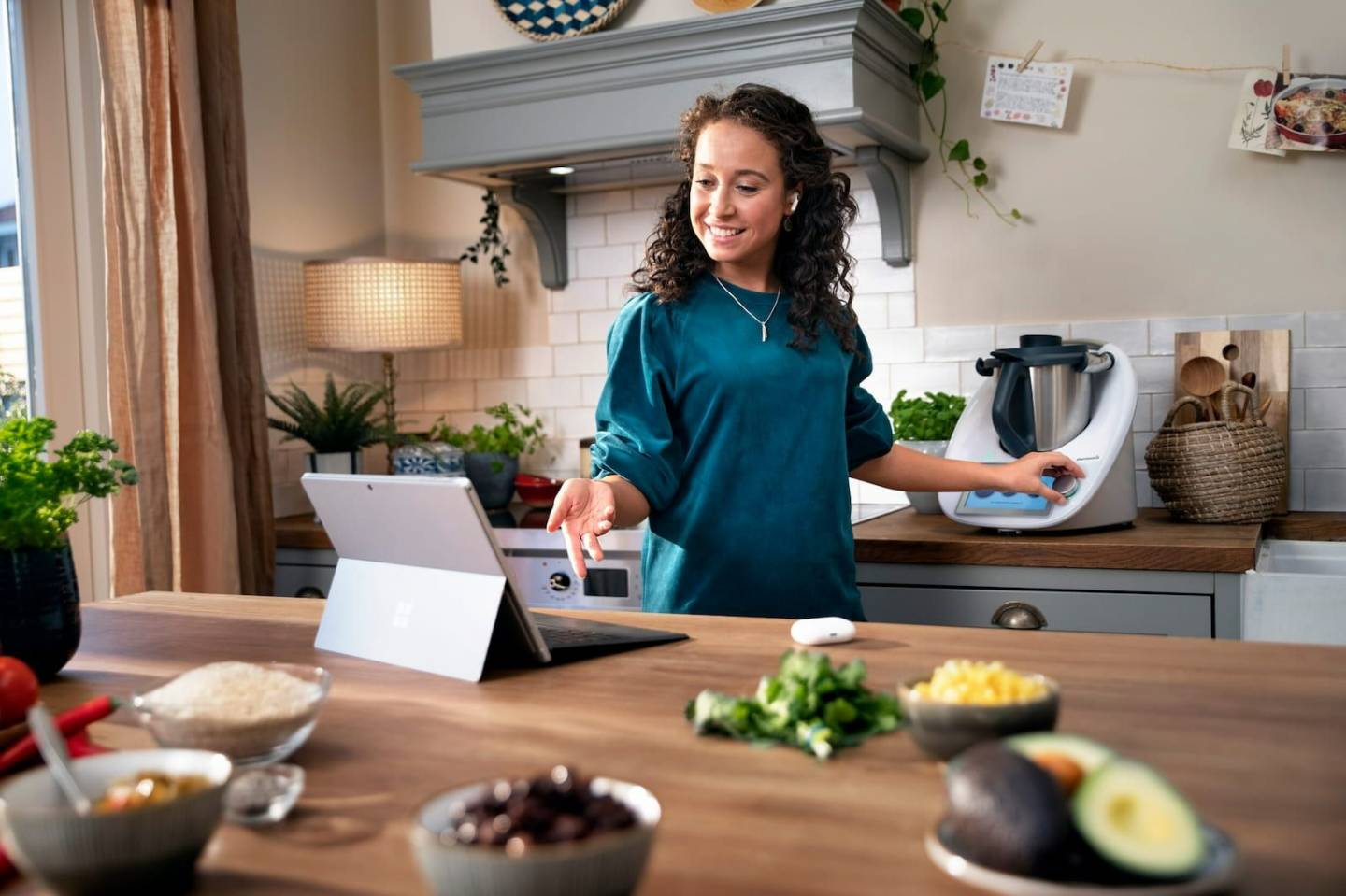 Cuisiner pour une famille : repas rapides et sains avec des appareils intelligents