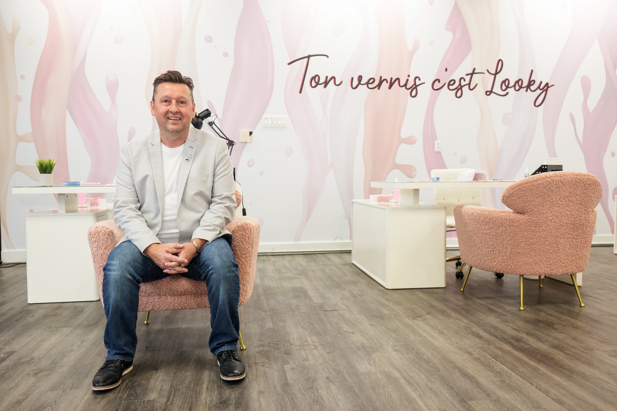 Un distributeur de cosmétiques de Sainte-Catherine déménage