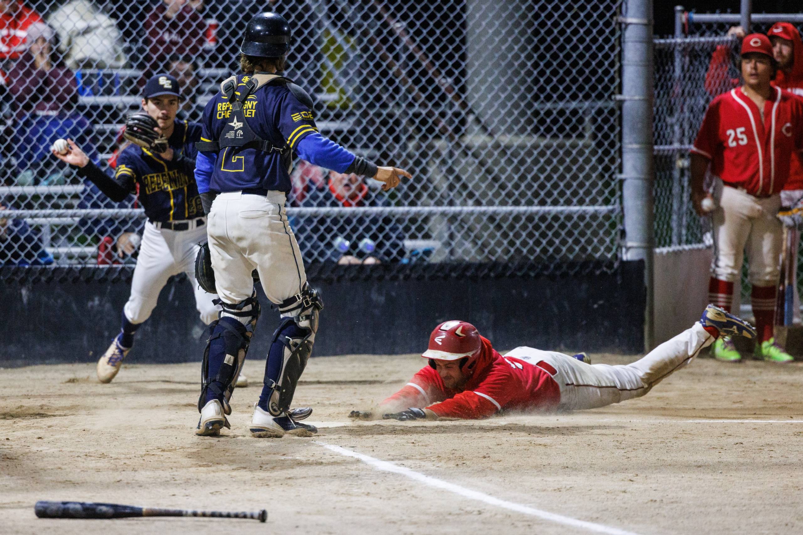 Baseball : les Cobras balaient les Cardinals en première ronde