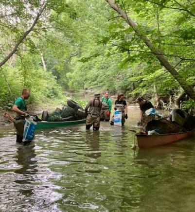 Vigile verte : plus de 100 km de berges nettoyées en moins de 10 ans
