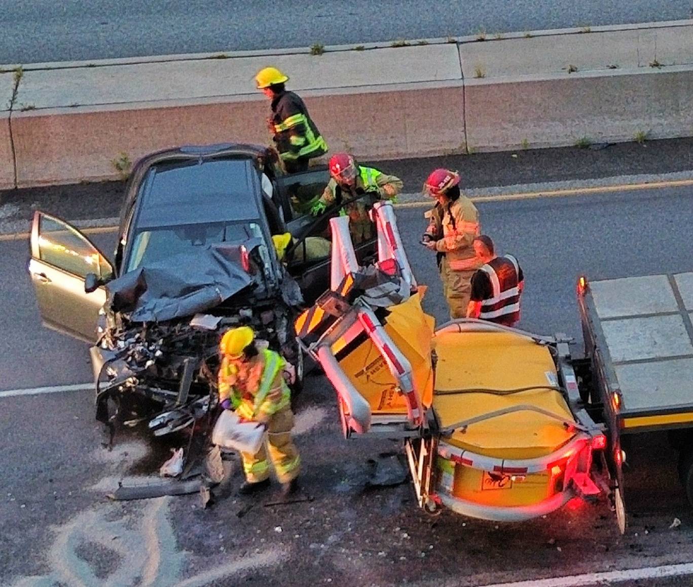 Un conducteur frappe un atténuateur d&rsquo;impact mobile à Candiac