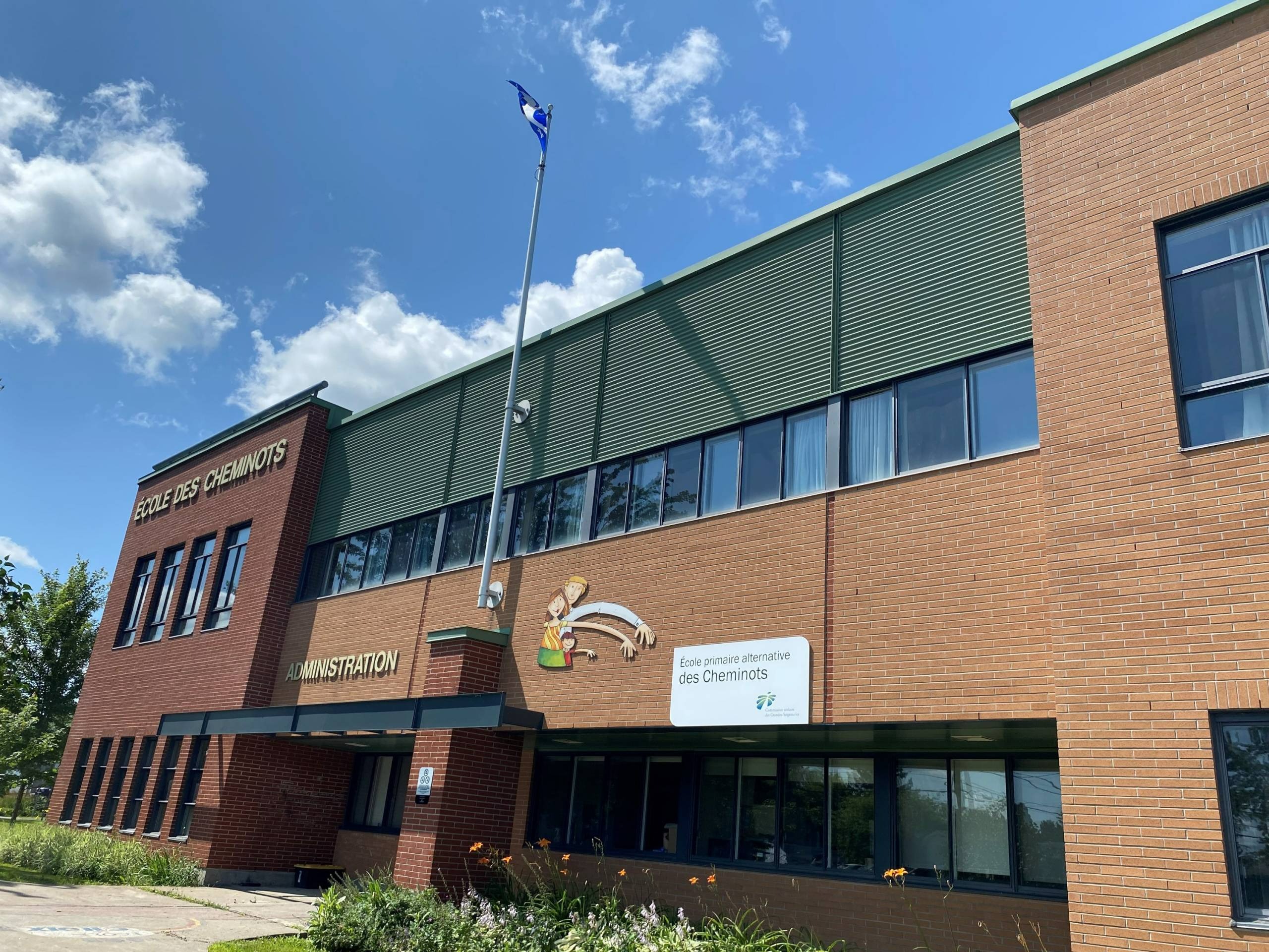 Écoles Louis-Lafortune et des Cheminots : Delson optimise la signalisation