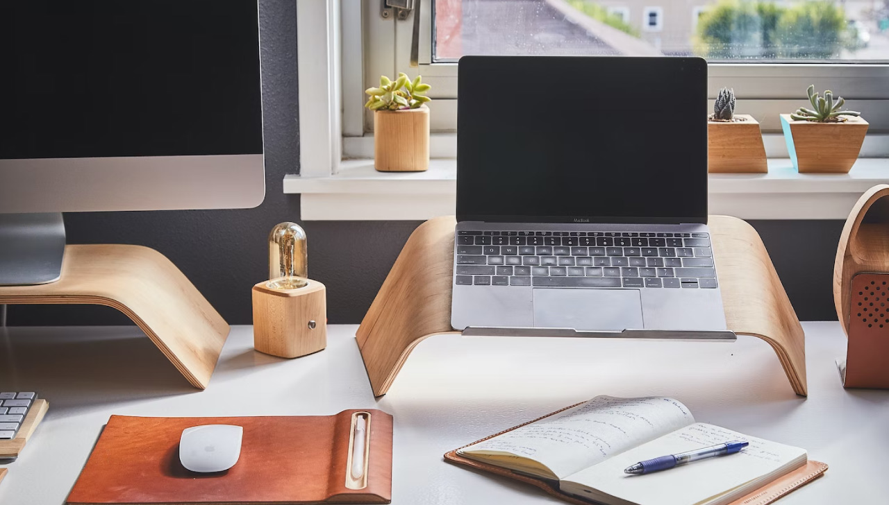 Refournissez votre bureau tout en accumulant vite les remises en argent