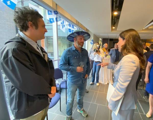 Fête nationale : Bleu Jeans Bleu et Dumas feront danser Longueuil 
