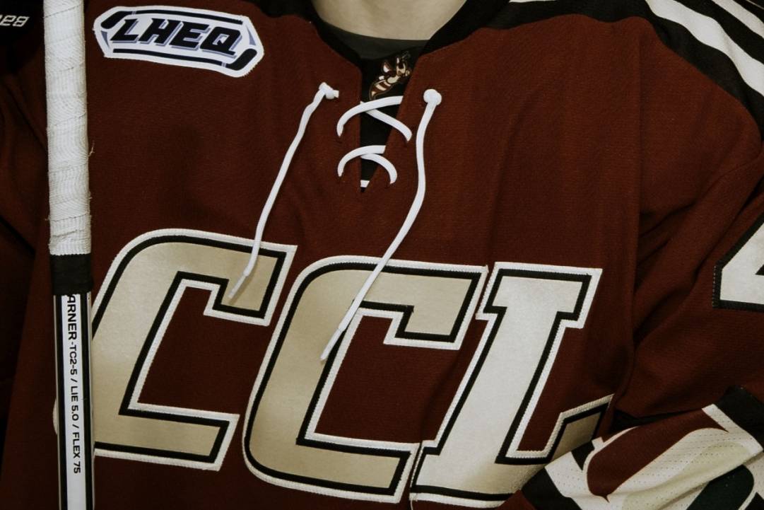 Le Collège Charles-Lemoyne se lance dans le hockey féminin