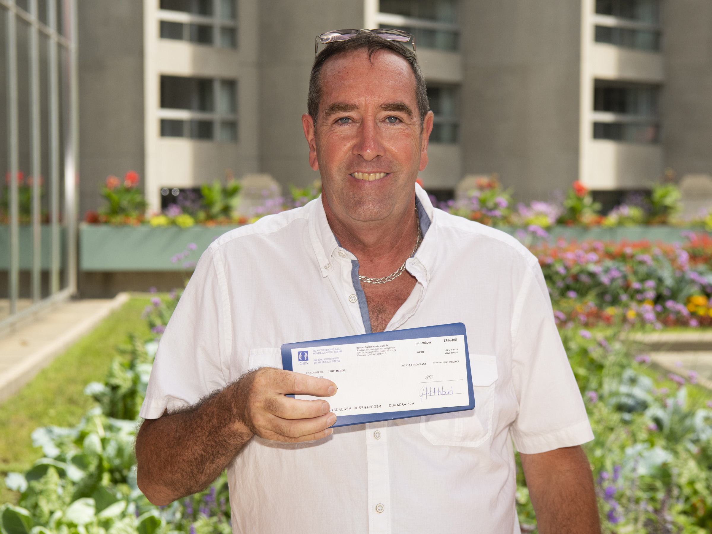 Riche de 100 000 $ après sa première visite chez Pasquier