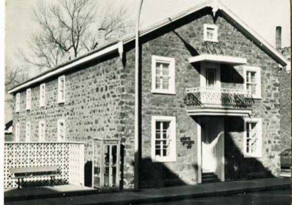Dans le rétroviseur : La Galerie Georges Dor, un pan peu connu de la carrière du célèbre artiste québécois 