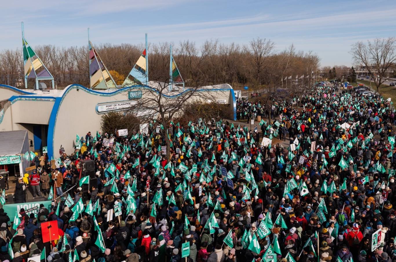 PHOTOS – Une marée verte « pour que les choses changent »