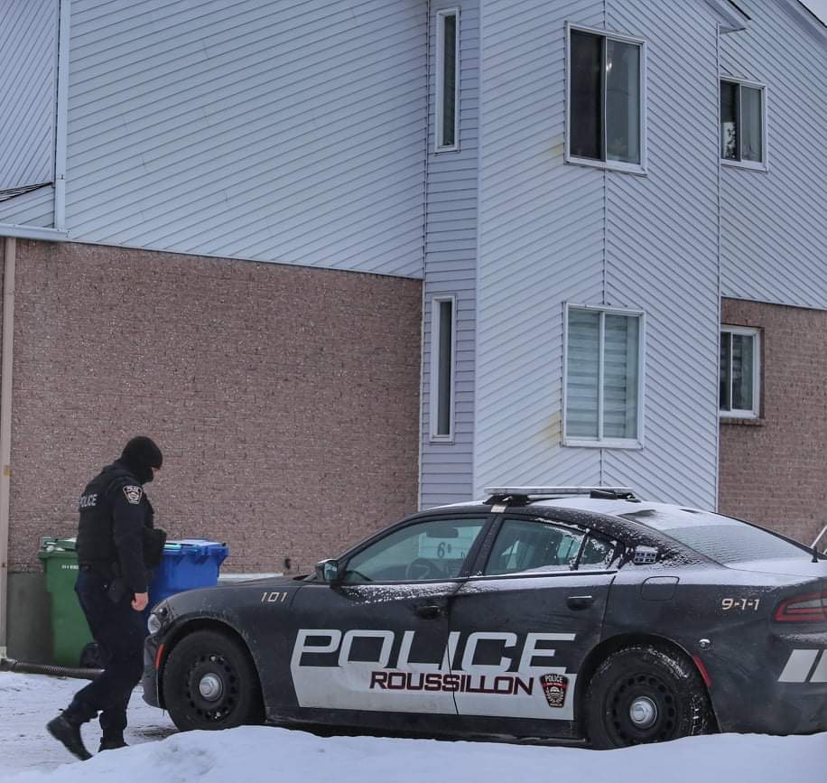 La police sort l’artillerie lourde pour une intervention à Saint-Constant