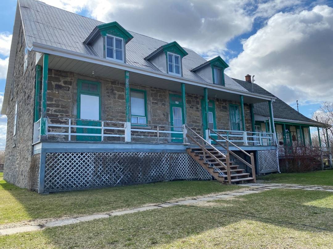 Des fouilles archéologiques aux anciens presbytères