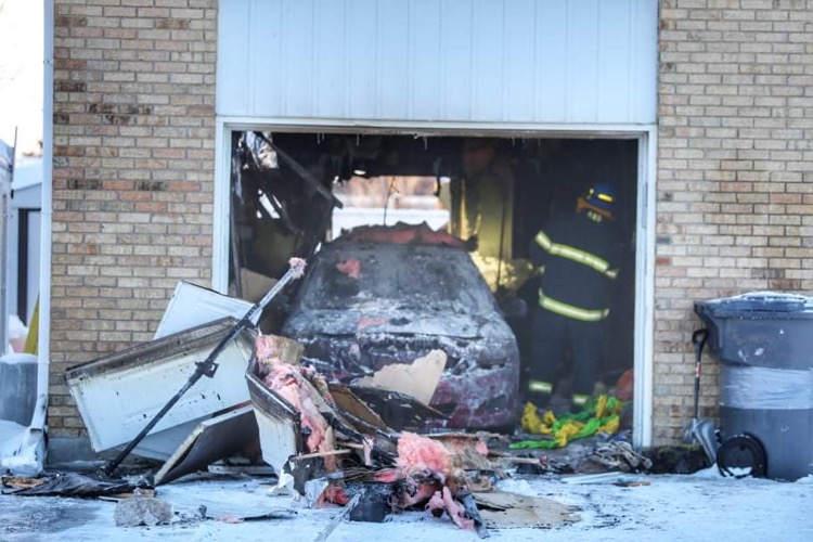 Incendie dans un garage résidentiel à Delson