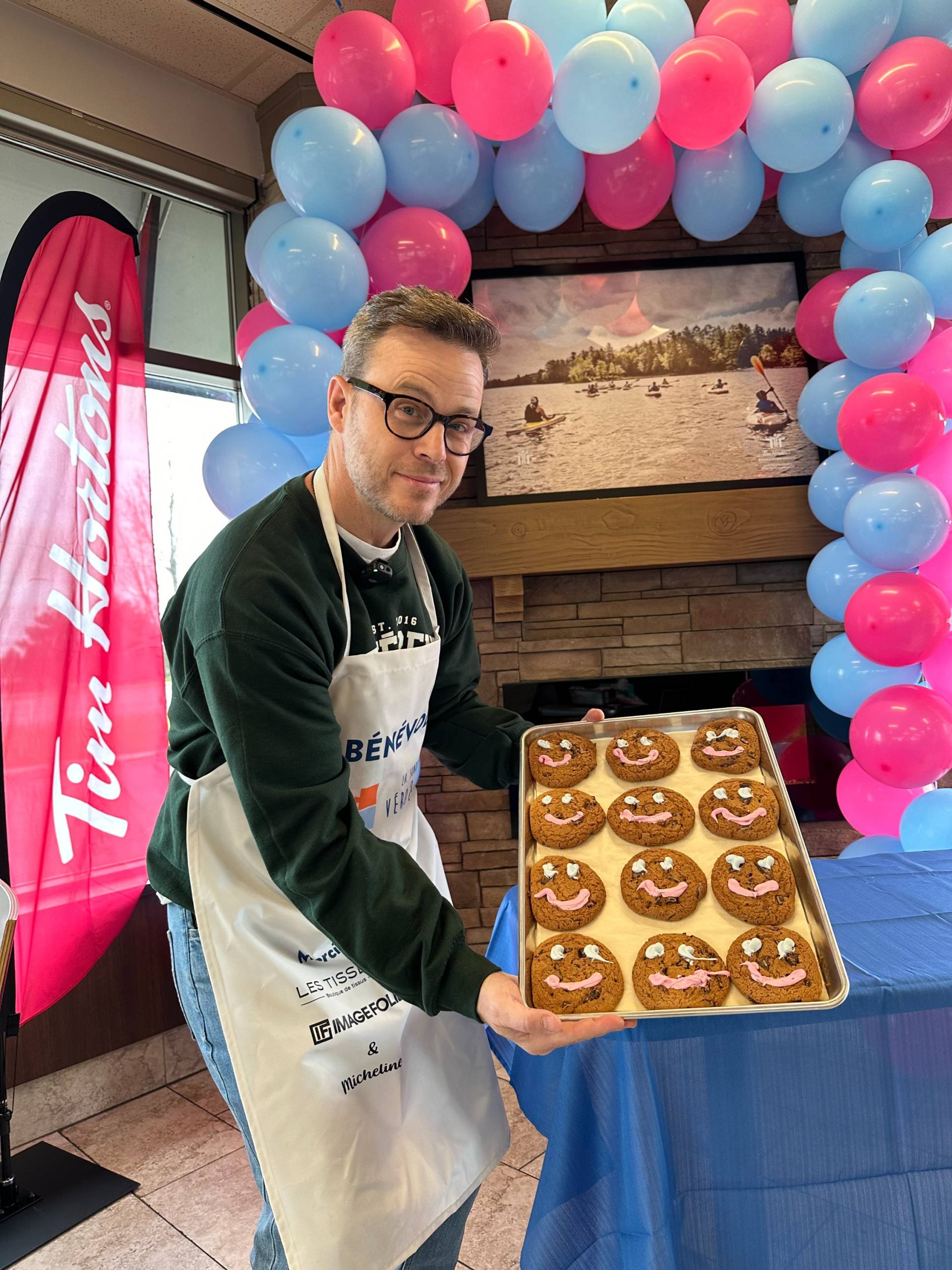 Fondation Véro & Louis et Tim Hortons : des biscuits qui font sourire