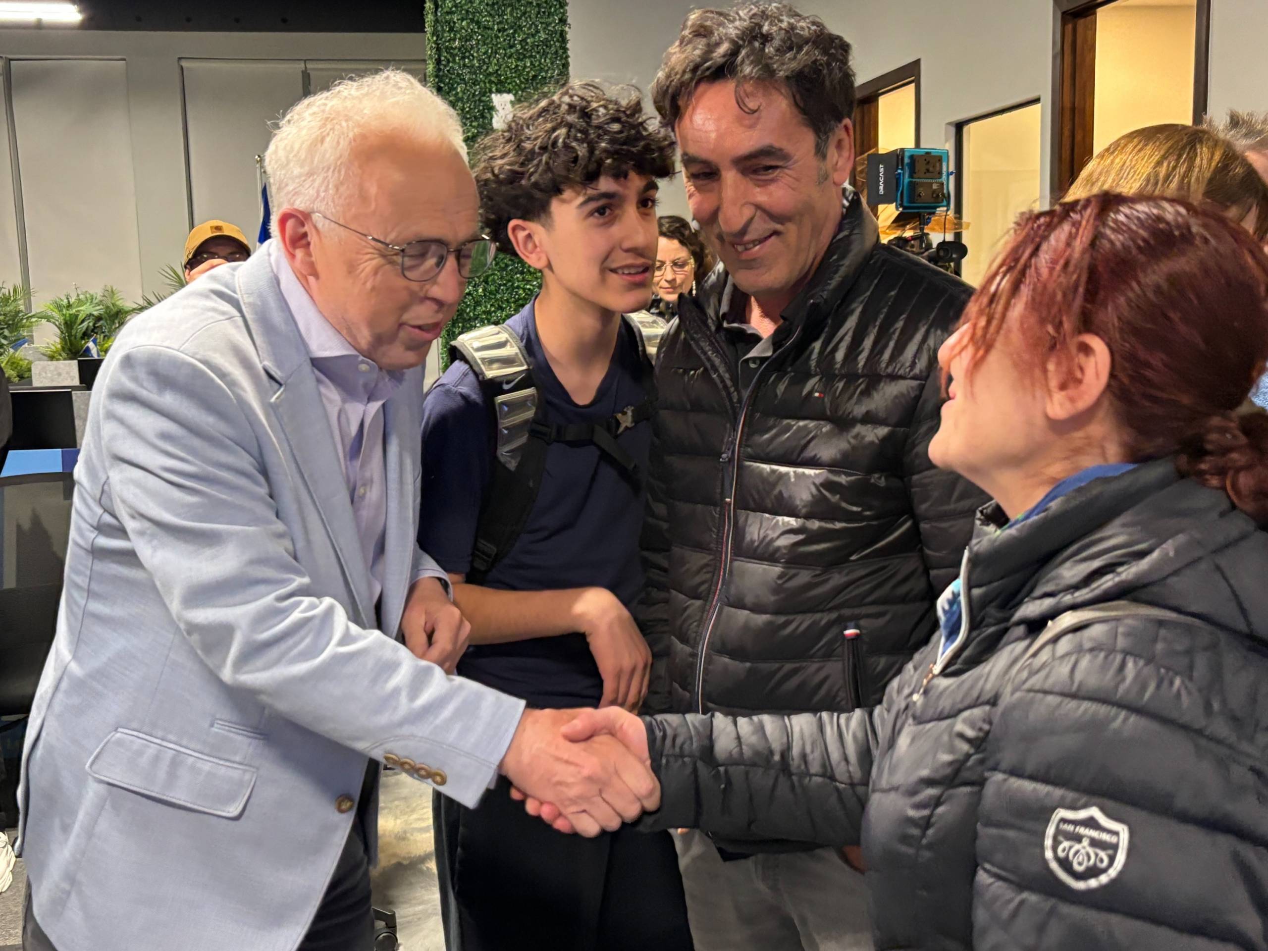 Longueuil-Saint-Hubert : Natilien Joseph mène une lutte serrée à Denis Trudel