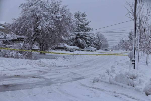 Des milliers de clients toujours privés de courant