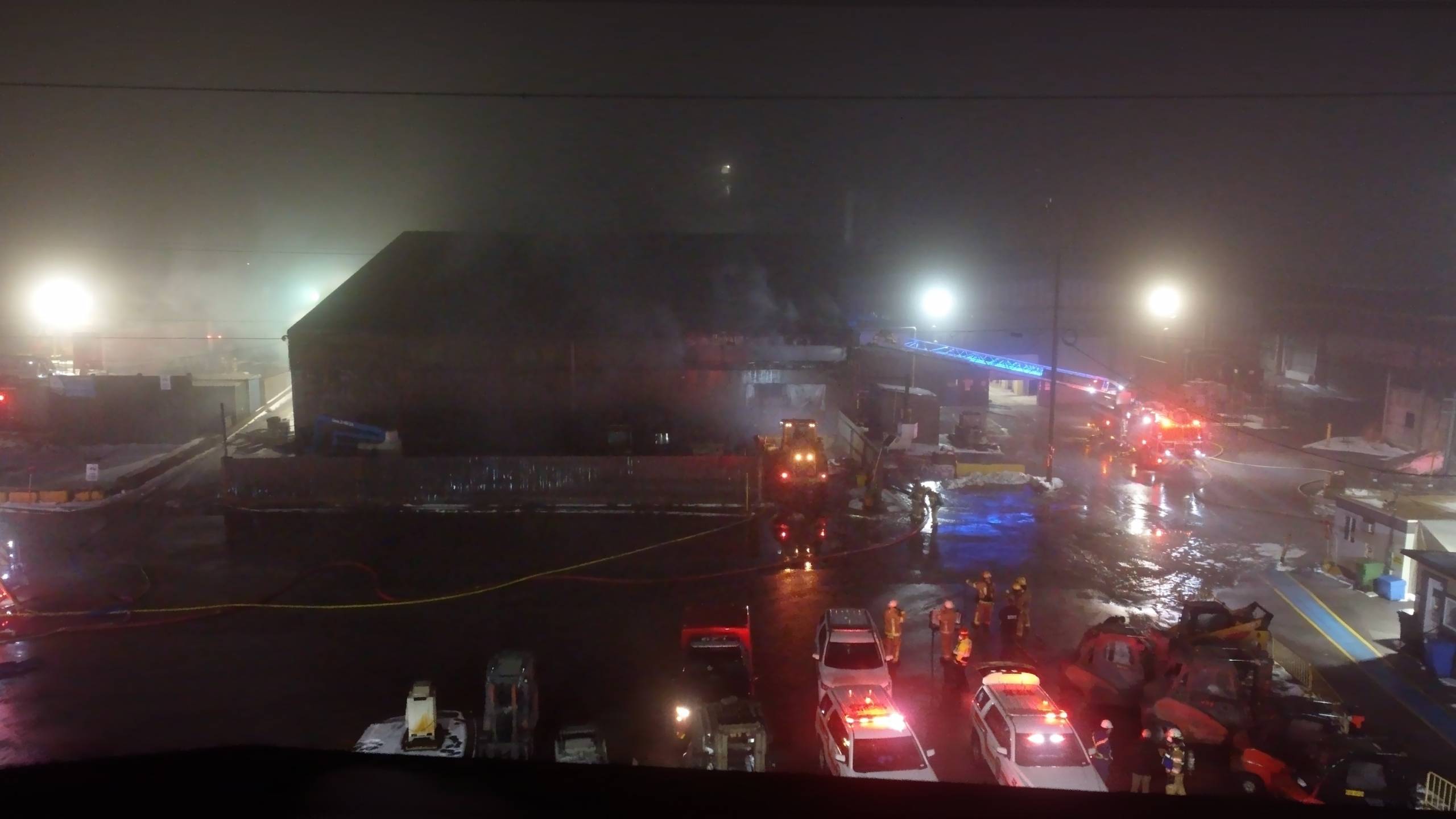 Incendie chez Terrapure : des cellules de batteries mélangées au carton en cause ?