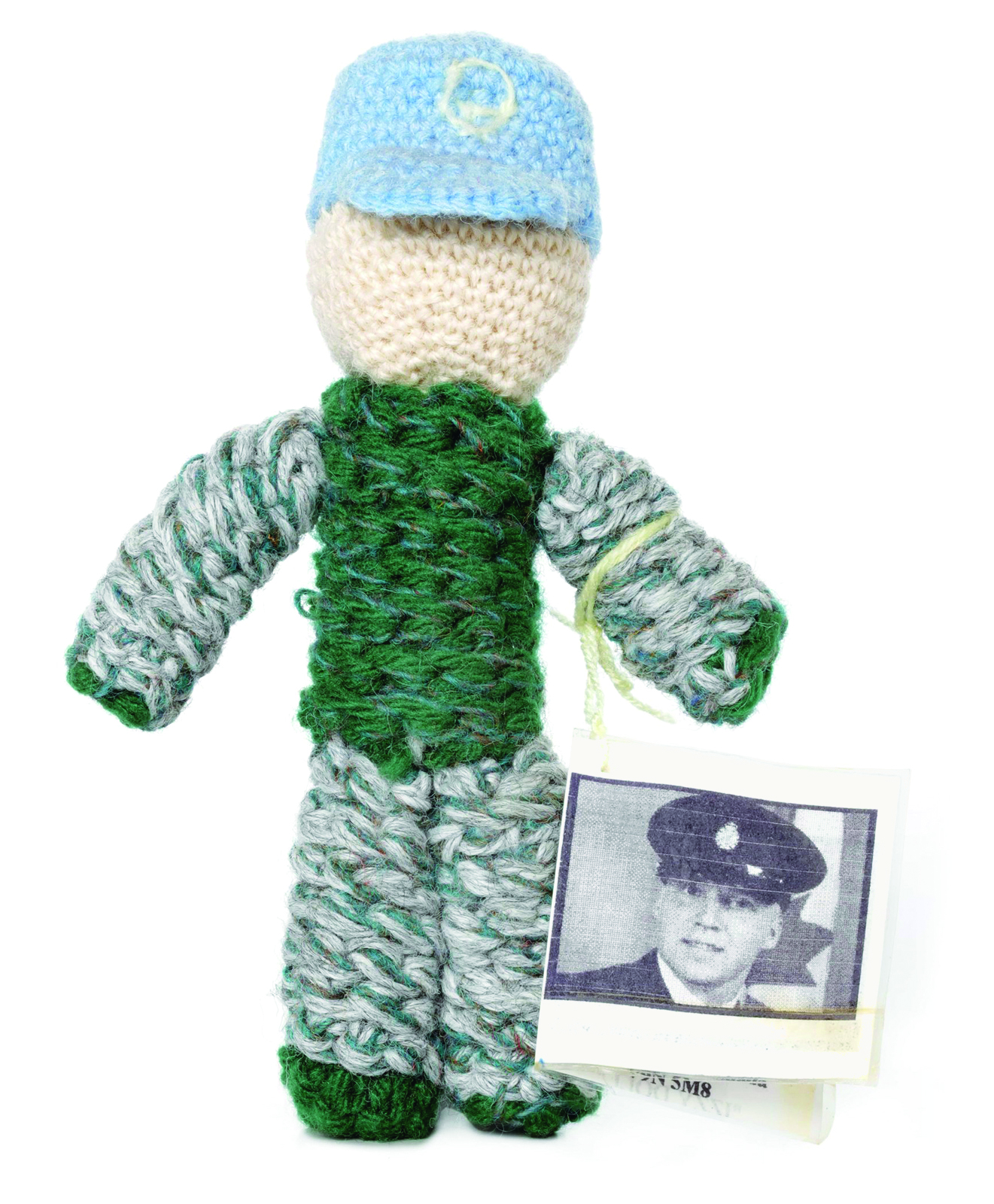 Les poupées Izzy : un symbole canadien de réconfort