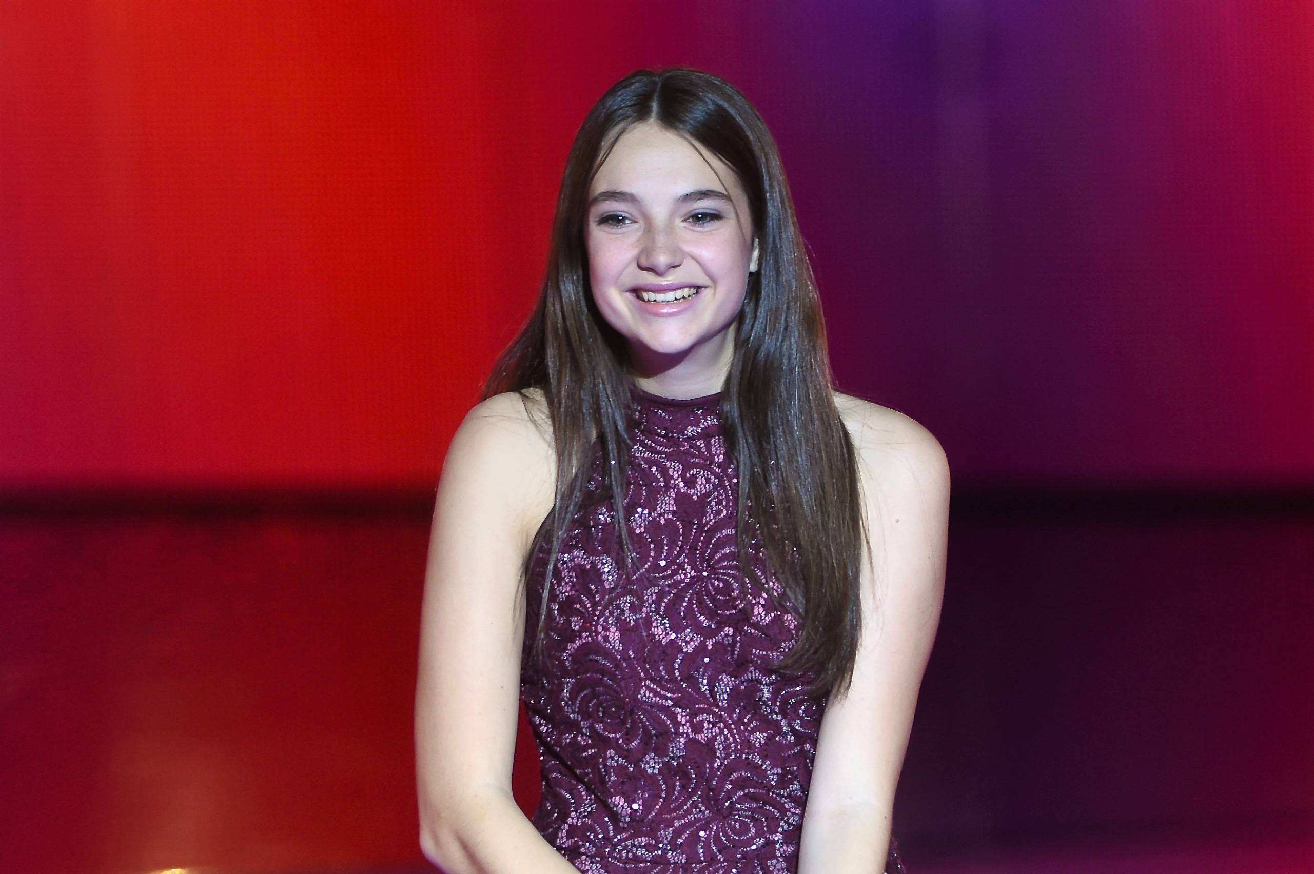 VIDÉO : Jade Mathieu passe en demi-finale à The Voice kids