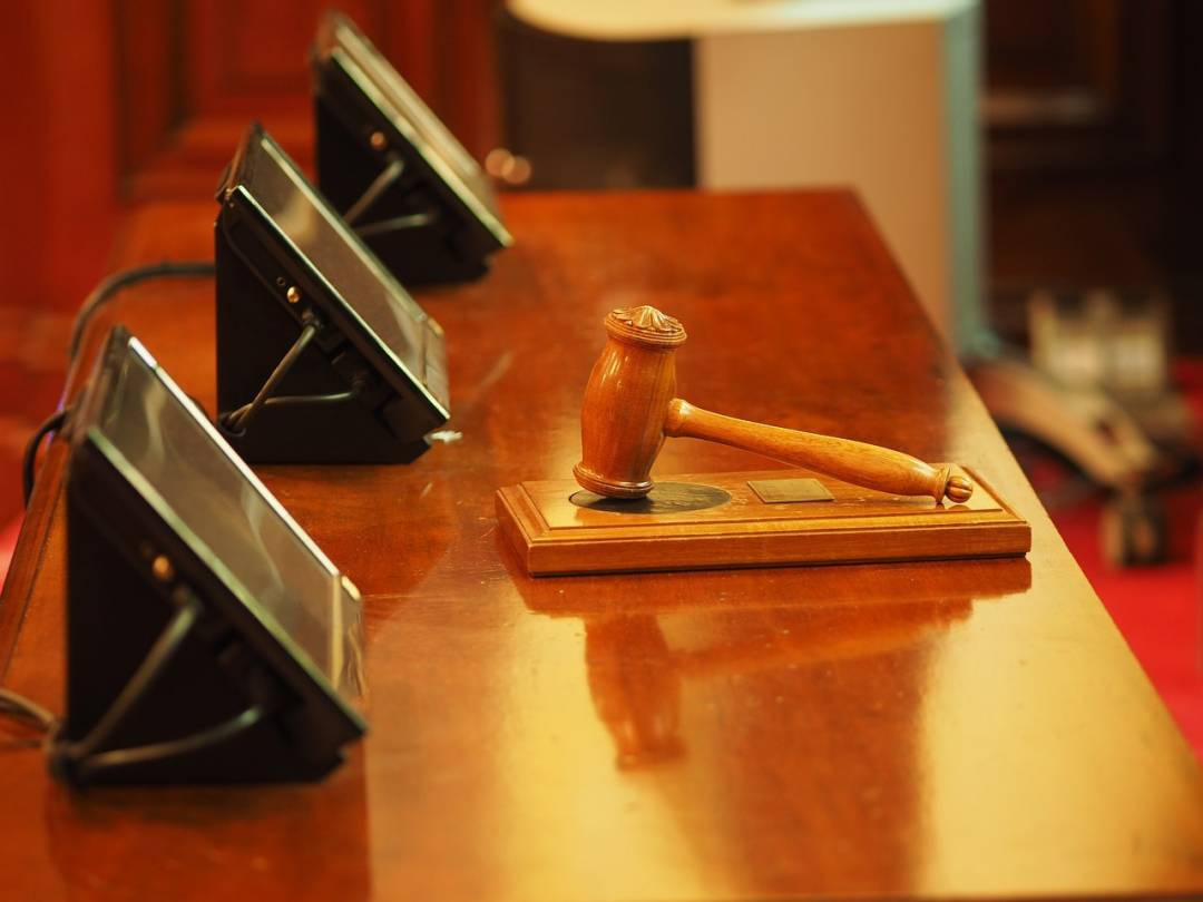 Outrage au tribunal : le Tribunal des droits de la personne donne raison à Longueuil