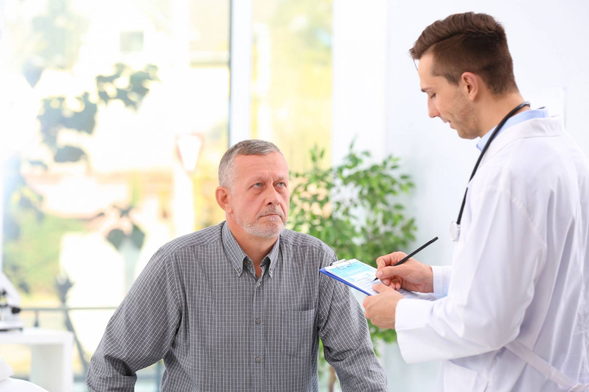 L’urologie au service des aînés : mieux vieillir grâce à un suivi adapté